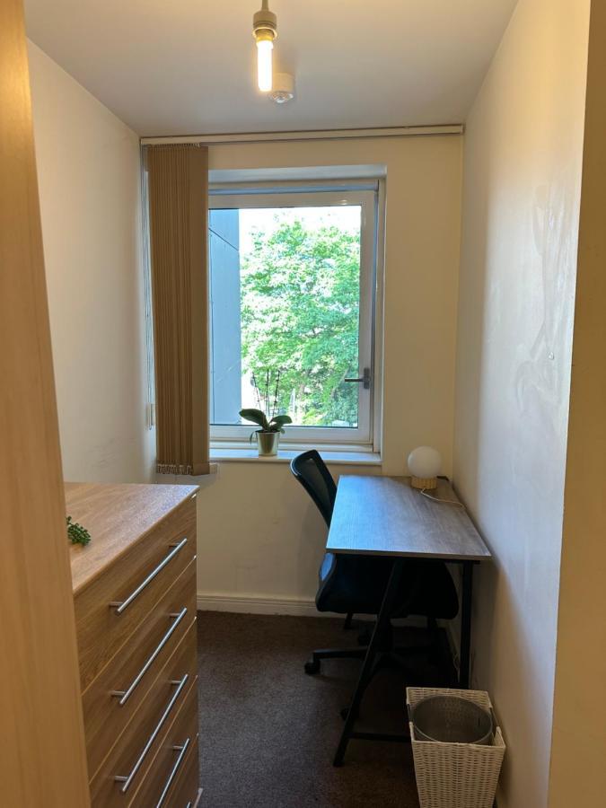 New Build 2 Bedroom With 2 Bath In London Exterior photo