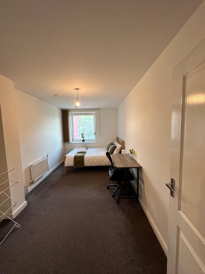 New Build 2 Bedroom With 2 Bath In London Exterior photo