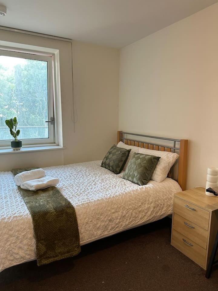 New Build 2 Bedroom With 2 Bath In London Exterior photo